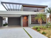 Casa / Sobrado em Condomínio para Venda em Mogi das...