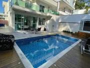 Casa / Sobrado em Condomínio para Venda em Mogi das...