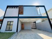 Casa / Sobrado em Condomínio para Venda em Mogi das...