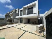 Casa / Sobrado em Condomínio para Venda em Mogi das...