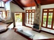 Casa / Sobrado em Condomínio para Venda em Niterói/RJ...