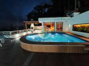 Casa / Sobrado em Condomínio para Venda em Niterói/RJ...