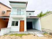 Casa / Sobrado em Condomínio para Venda em Nova...