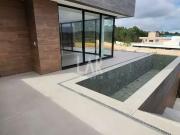 Casa / Sobrado em Condomínio para Venda em Nova Lima/MG...