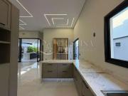 Casa / Sobrado em Condomínio para Venda em Nova...