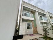 Casa / Sobrado em Condomínio para Venda em Palhoça/SC...