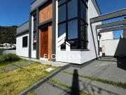 Casa / Sobrado em Condomínio para Venda em Palhoça/SC...