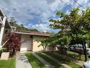 Casa / Sobrado em Condomínio para Venda em Palhoça/SC...