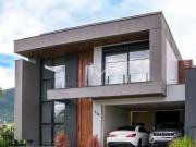 Casa / Sobrado em Condomínio para Venda em Palhoça/SC...