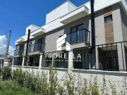 Casa / Sobrado em Condomínio para Venda em Palhoça/SC...