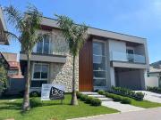 Casa / Sobrado em Condomínio para Venda em Palhoça/SC...