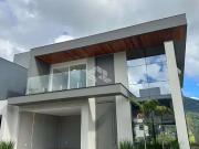 Casa / Sobrado em Condomínio para Venda em Palhoça/SC...