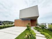 Casa / Sobrado em Condomínio para Venda em Palhoça/SC...