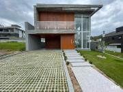 Casa / Sobrado em Condomínio para Venda em Palhoça/SC...