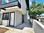 Casa / Sobrado em Condomínio para Venda em Palhoça/SC...