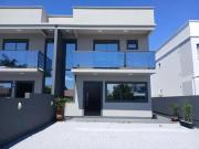 Casa / Sobrado em Condomínio para Venda em Palhoça/SC...