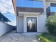 Casa / Sobrado em Condomínio para Venda em Palhoça/SC...