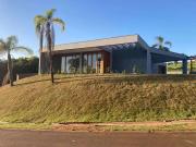 Casa / Sobrado em Condomínio para Venda em Pardinho/SP...