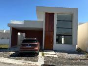 Casa / Sobrado em Condomínio para Venda em Parnamirim/RN...