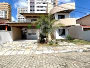 Casa / Sobrado em Condomínio para Venda em Parnamirim/RN...