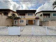 Casa / Sobrado em Condomínio para Venda em Parnamirim/RN...