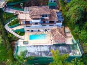 Casa / Sobrado em Condomínio para Venda em Petrópolis/RJ...