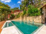 Casa / Sobrado em Condomínio para Venda em Petrópolis/RJ...