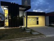 Casa / Sobrado em Condomínio para Venda em...