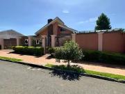 Casa / Sobrado em Condomínio para Venda em Ponta...