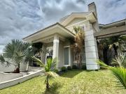 Casa / Sobrado em Condomínio para Venda em Ponta...