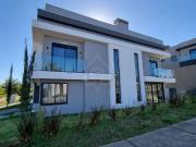 Casa / Sobrado em Condomínio para Venda em Ponta...