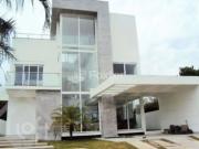 Casa / Sobrado em Condomínio para Venda em Porto...