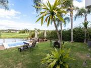 Casa / Sobrado em Condomínio para Venda em Porto...