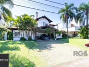 Casa / Sobrado em Condomínio para Venda em Porto...