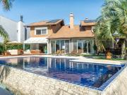 Casa / Sobrado em Condomínio para Venda em Porto...