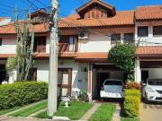 Casa / Sobrado em Condomínio para Venda em Porto...