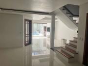 Casa / Sobrado em Condomínio para Venda em Porto...