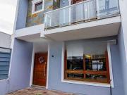 Casa / Sobrado em Condomínio para Venda em Porto...