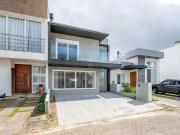 Casa / Sobrado em Condomínio para Venda em Porto...