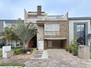 Casa / Sobrado em Condomínio para Venda em Porto...