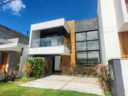 Casa / Sobrado em Condomínio para Venda em Porto...