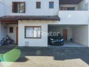 Casa / Sobrado em Condomínio para Venda em Porto...