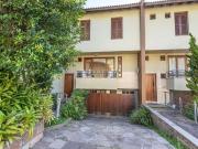 Casa / Sobrado em Condomínio para Venda em Porto...