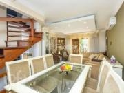 Casa / Sobrado em Condomínio para Venda em Porto...