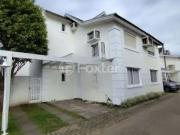 Casa / Sobrado em Condomínio para Venda em Porto...