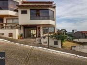 Casa / Sobrado em Condomínio para Venda em Porto...