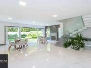 Casa / Sobrado em Condomínio para Venda em Porto...