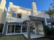 Casa / Sobrado em Condomínio para Venda em Porto...