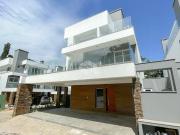 Casa / Sobrado em Condomínio para Venda em Porto...