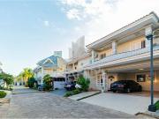 Casa / Sobrado em Condomínio para Venda em Porto...